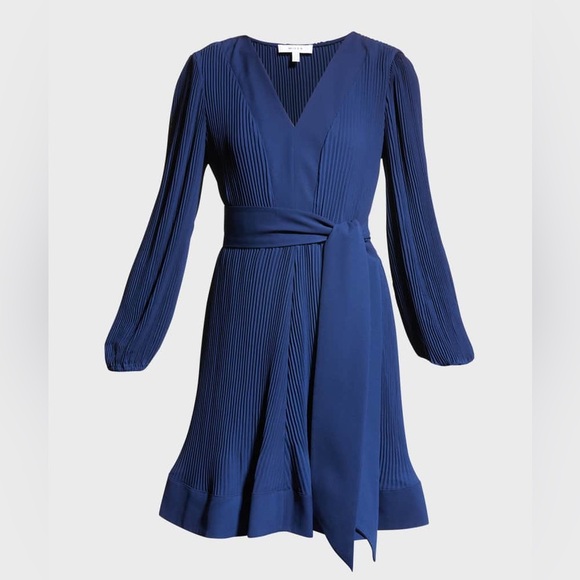 Milly
Liv Pleated Dress - Picture 2 of 6